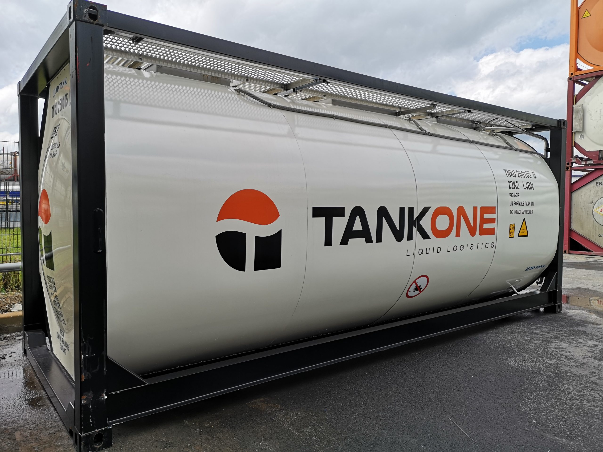 TankOne-liquid-logistics-20ft